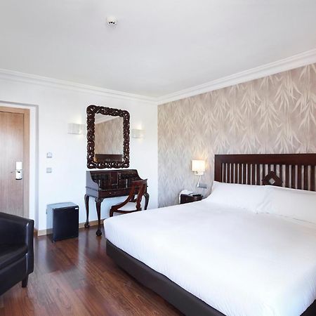 Sercotel Hotel President Figueres  Bagian luar foto