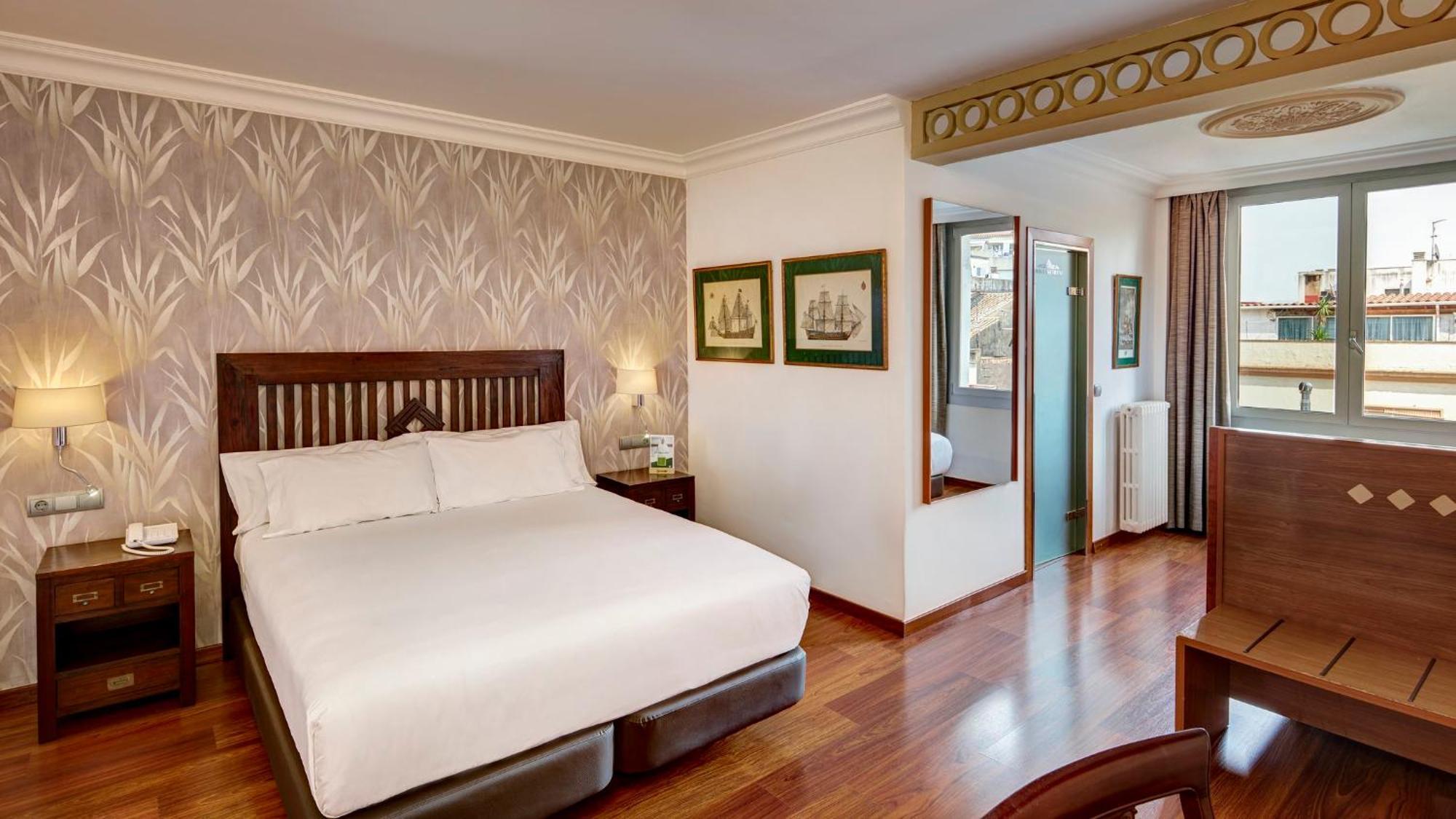 Sercotel Hotel President Figueres  Bagian luar foto