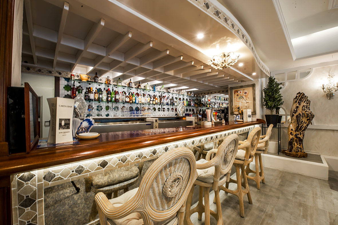 Sercotel Hotel President Figueres  Bagian luar foto